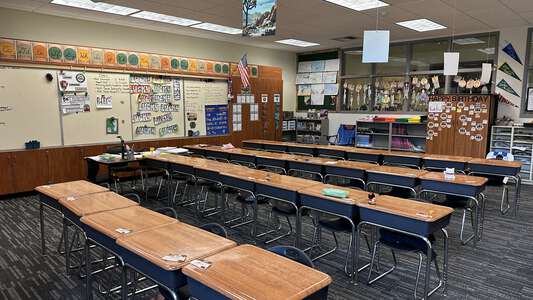 Woodbury Elementary School in Irvine California - Classroom Slideshow Image 2