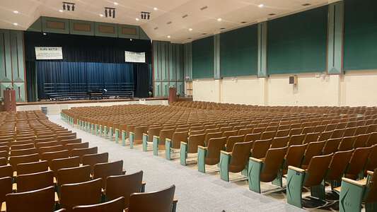 Western Hills High School in Fort Worth Texas - Theater Slideshow Image 3