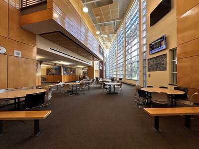 Wilsonville High School in Wilsonville Oregon - The Pointe Slideshow Image 2