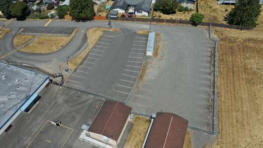 Woodmont K-8 in Des Moines Washington - Staff Parking Lot Slideshow Image 1