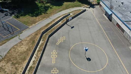 Woodmont K-8 in Des Moines Washington - Outdoor Basketball Courts Slideshow Image 2