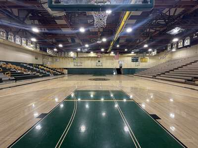 West Linn High School in West Linn Oregon - Main Gym Slideshow Image 3