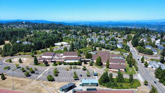 West Linn-Wilsonville School District in Tualatin Oregon - Rosemont Ridge Middle School Slideshow Image 5