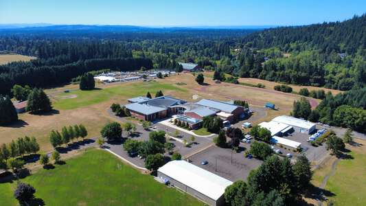 West Linn-Wilsonville School District in Tualatin Oregon - Riverside High School Slideshow Image 0