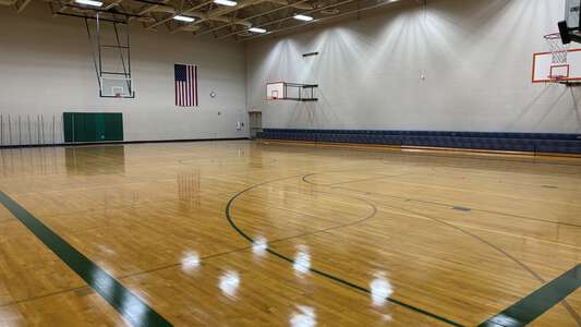 Woodland Middle School in Coeur d' Alene Idaho - Auxiliary Gym Slideshow Image 5