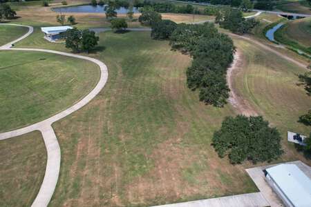 Independence Park Freedom Lawn in Pearland