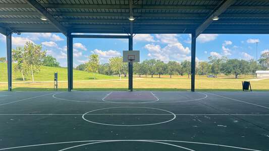Independence Park Large Pavilion in Pearland