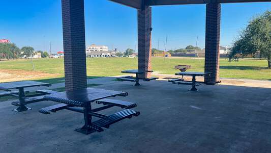 Southdown Park Pavilion in Pearland