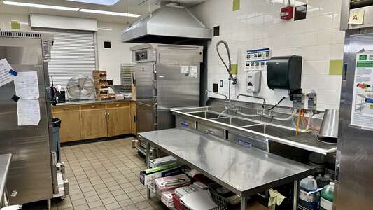 Julien Elementary School Multi Purpose Room in Turlock