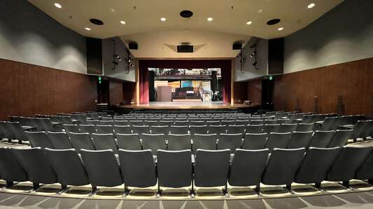 Hood River bowe theater - performance lecture rehearsal