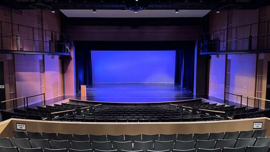 Redmond High School Theater in Redmond