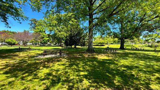 Goffle Brook Park Duck Pond Picnic Area in Hawthorne 5
