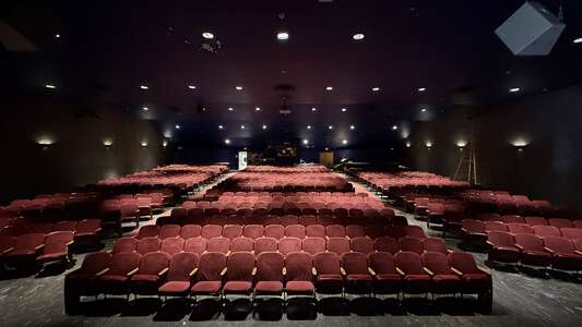 Amherst auditorium (w/lighting & sound)