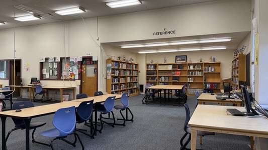 Amherst-Pelham Regional Middle School Library in Amherst