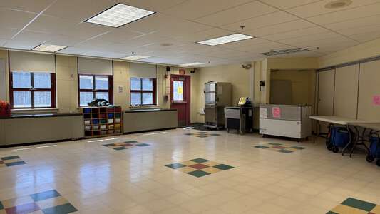 Pelham Elementary School Cafeteria in Pelham