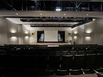 Mission Hills High School in San Marcos California Slideshow Image 4