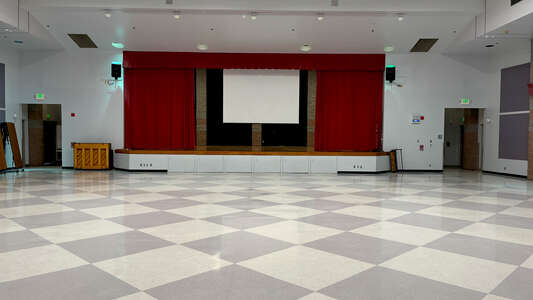 Pleasanton Middle School Multi-Purpose Room in Pleasanton 2