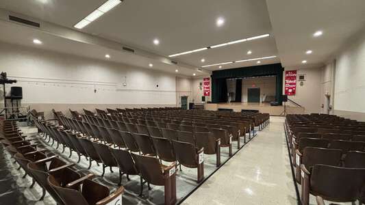 Robert Louis Stevenson Elementary School Auditorium in Burbank 4